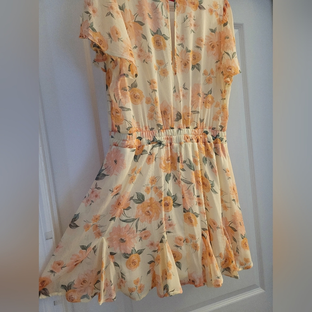 🍑 Trixxi Floral Mini Dress -NWOT- - Picture 12 of 14